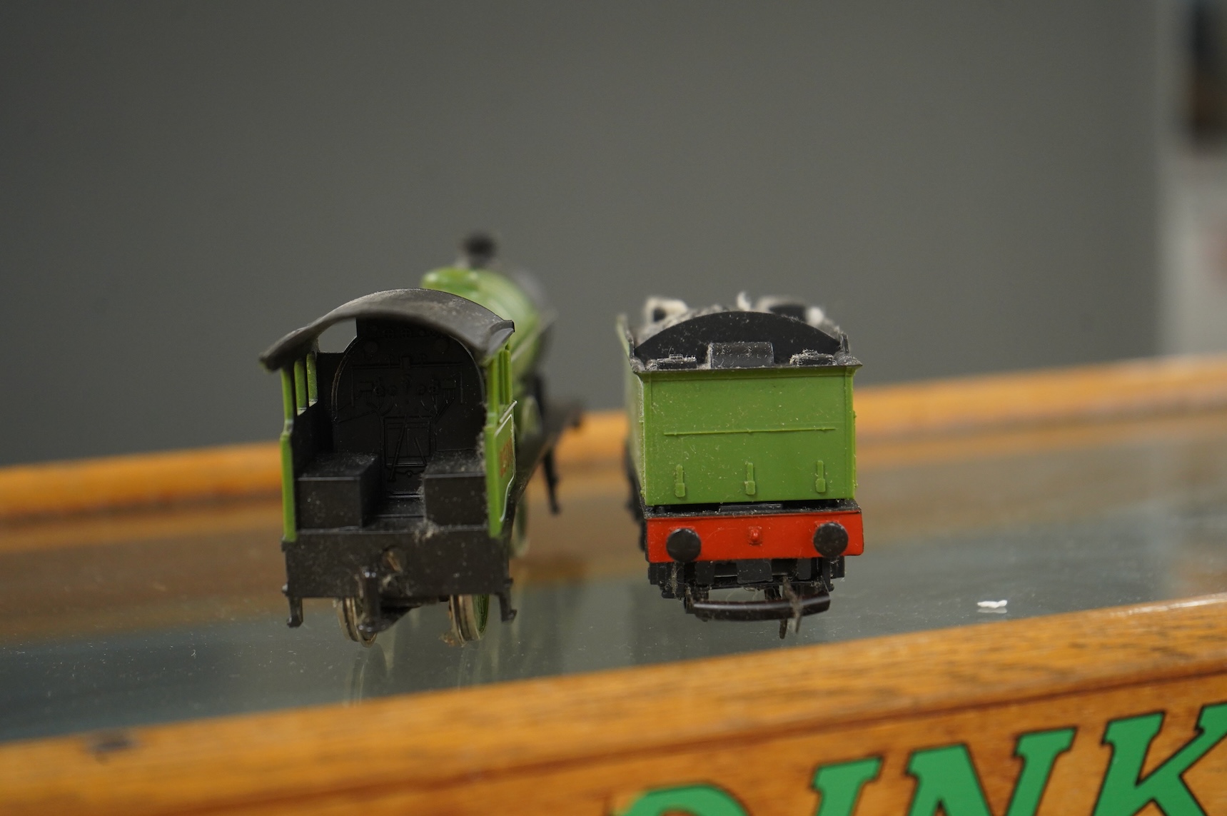 A collection of 00 gauge model railway, including three box train sets by Jouef, Mainline and Hornby, together with a large selection of unconstructed railway related plastic and metal kits and accessories, manufacturers